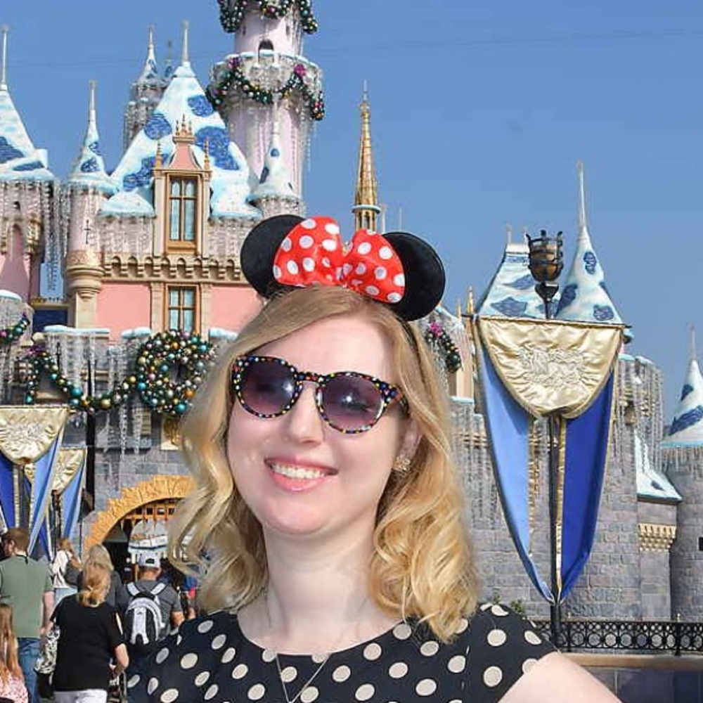 Meet your Posher, Robin